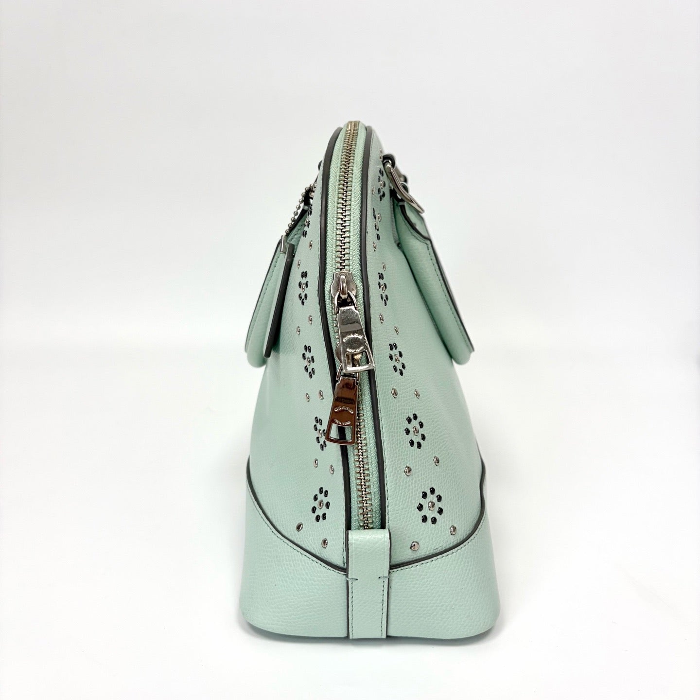 Pre-Owned Coach Blue Lace Shell Bag, Year 2015, Item  N10840086