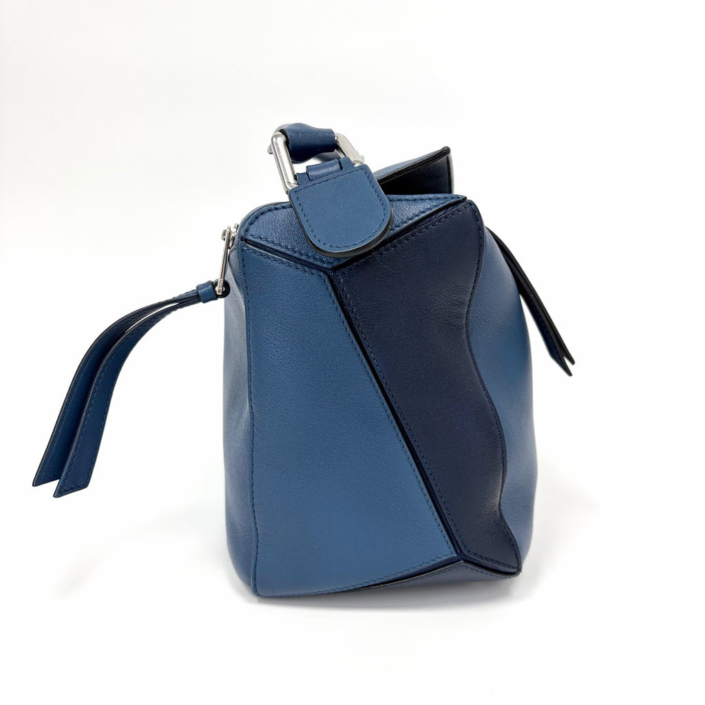 Pre-Owned LOEWE Puzzle Blue Color-block Series Model  N22356854