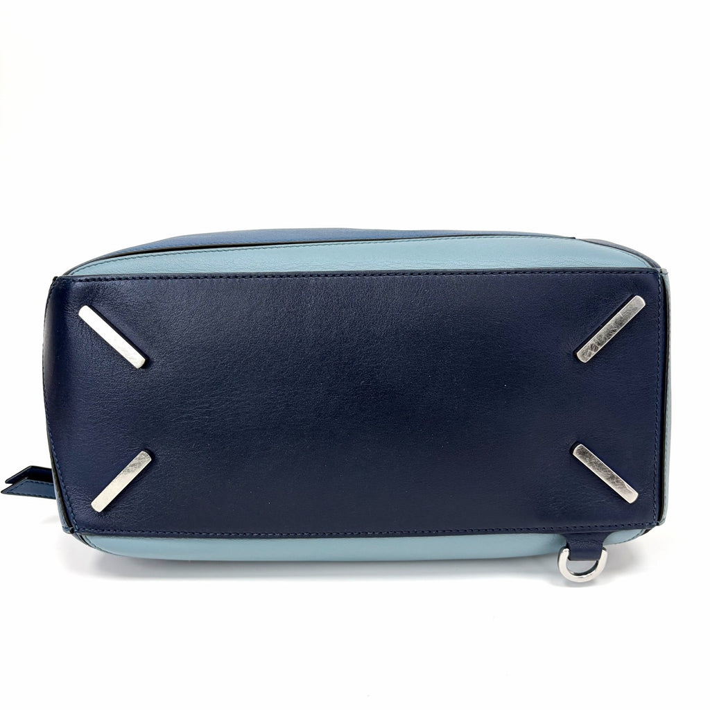 Pre-Owned LOEWE Puzzle Blue Color-block Series Model  N22356854