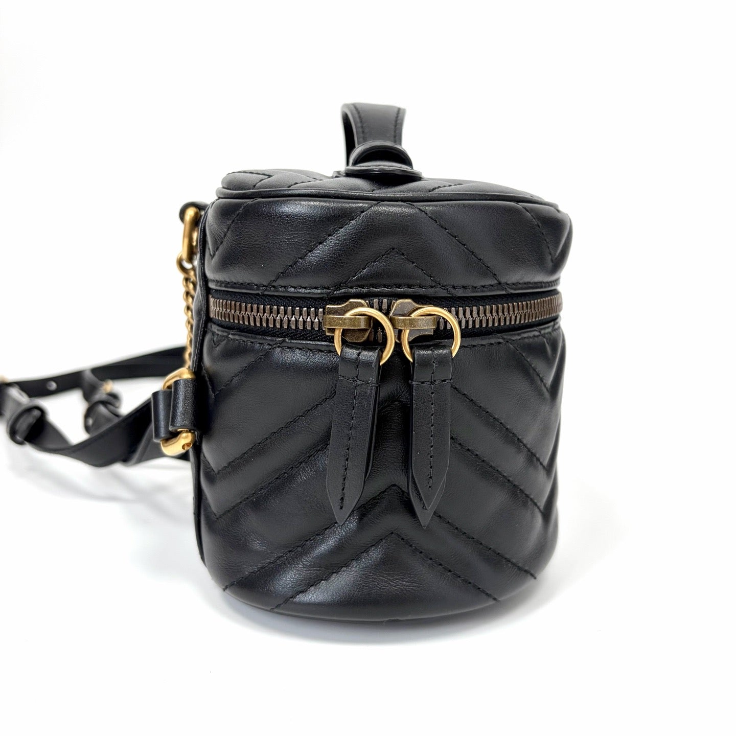 Pre-Owned Gucci GG Marmont Mini Matelasse Leather Cosmetic Backpack Year 2019