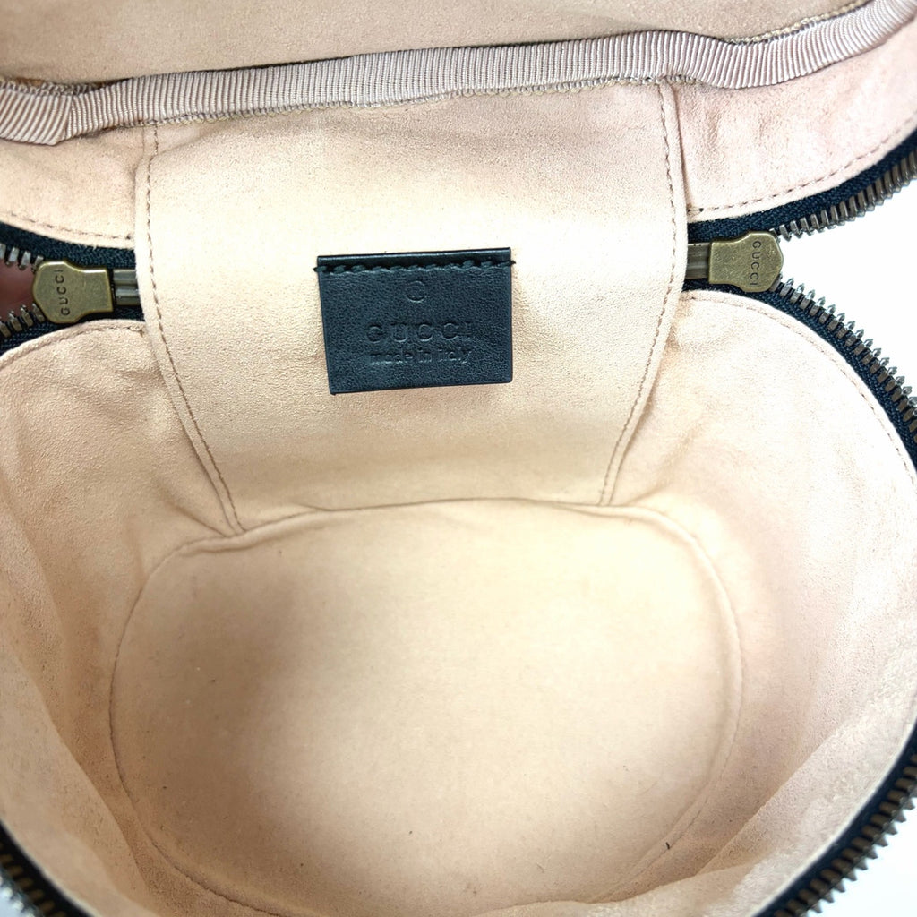 Pre-Owned Gucci GG Marmont Mini Matelasse Leather Cosmetic Backpack Year 2019