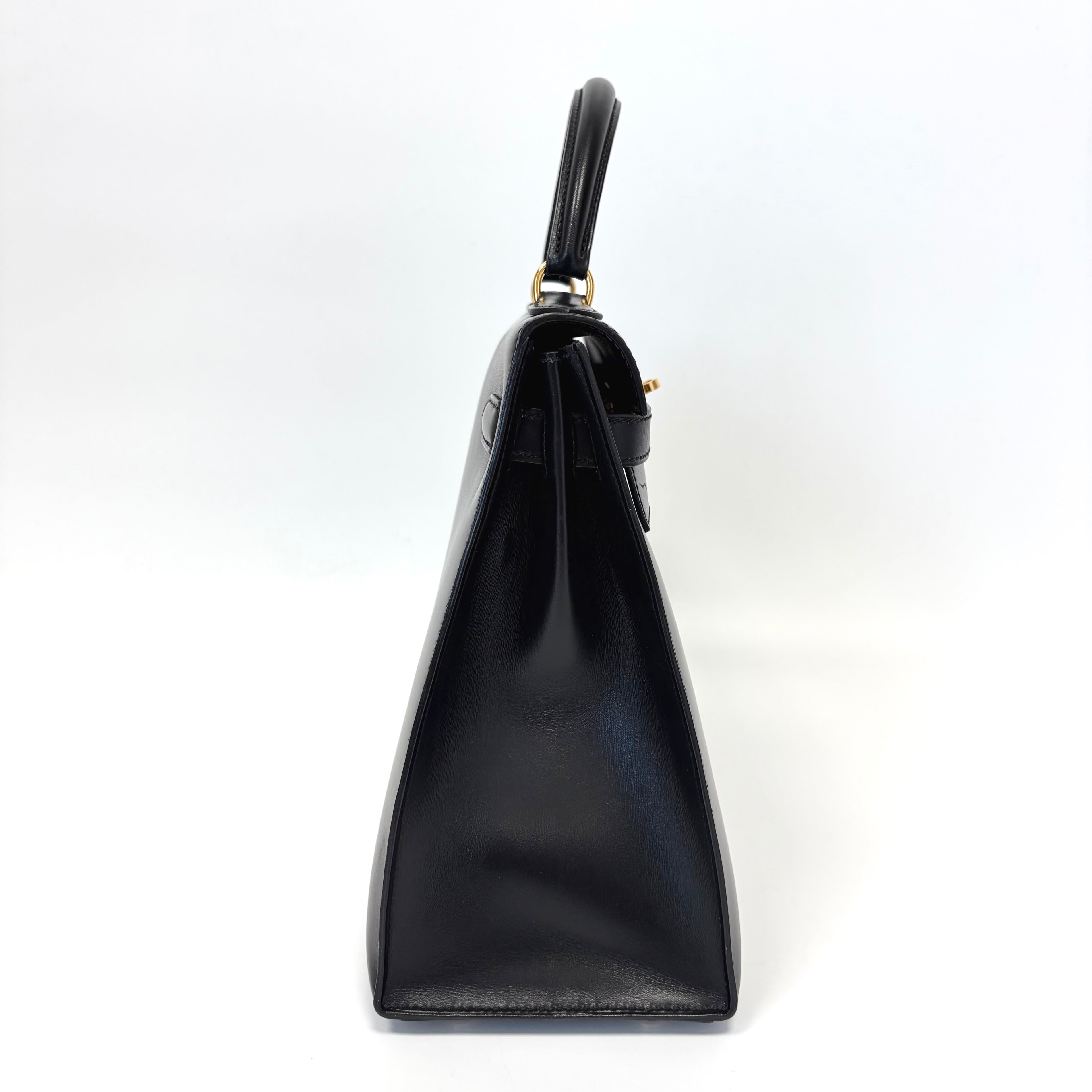 Pre-Owned Hermes Kelly Black Box Calfskin Gold Hardware A Stamp Late Year 1997 Length 32 N22216470