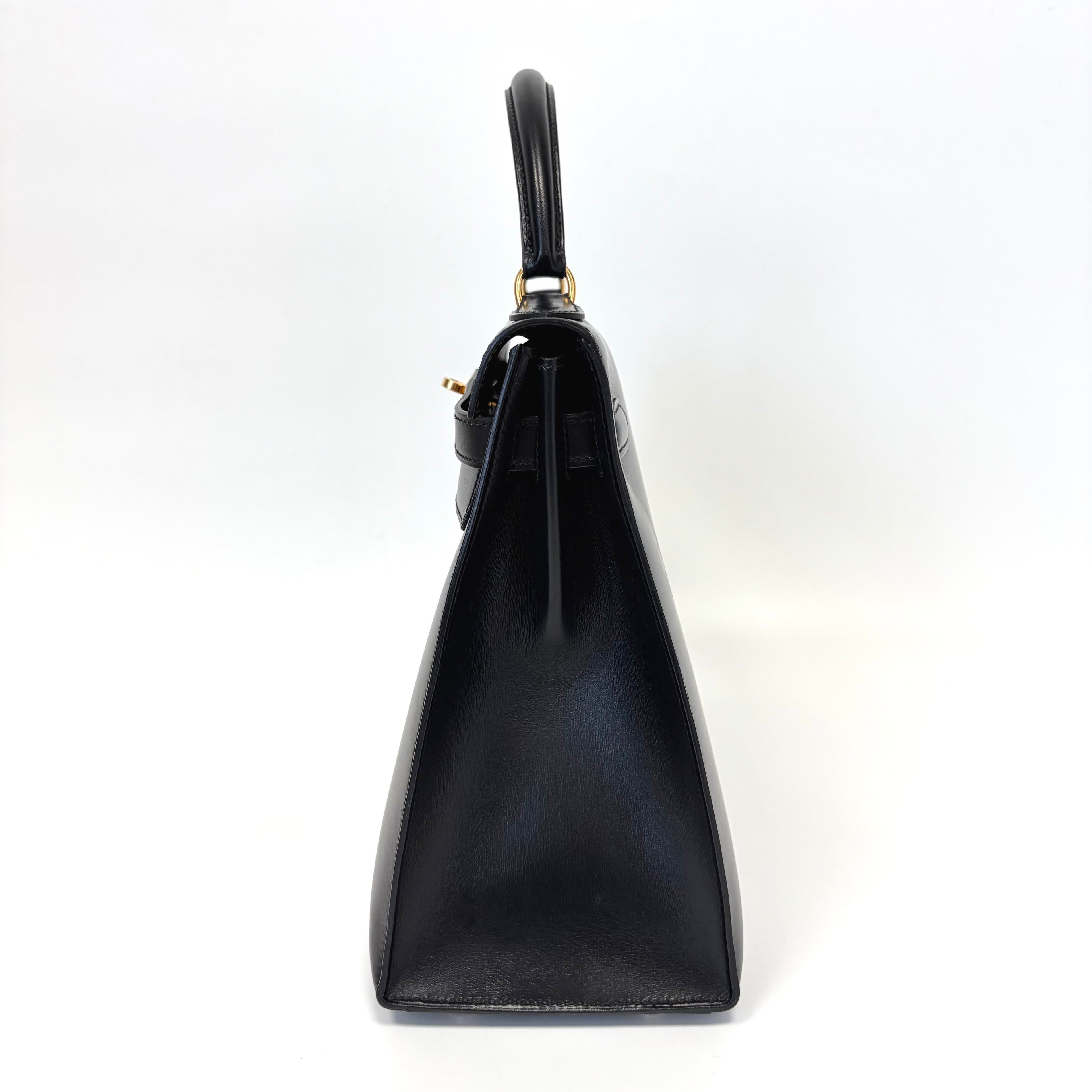 Pre-Owned Hermes Kelly Black Box Calfskin Gold Hardware A Stamp Late Year 1997 Length 32 N22216470