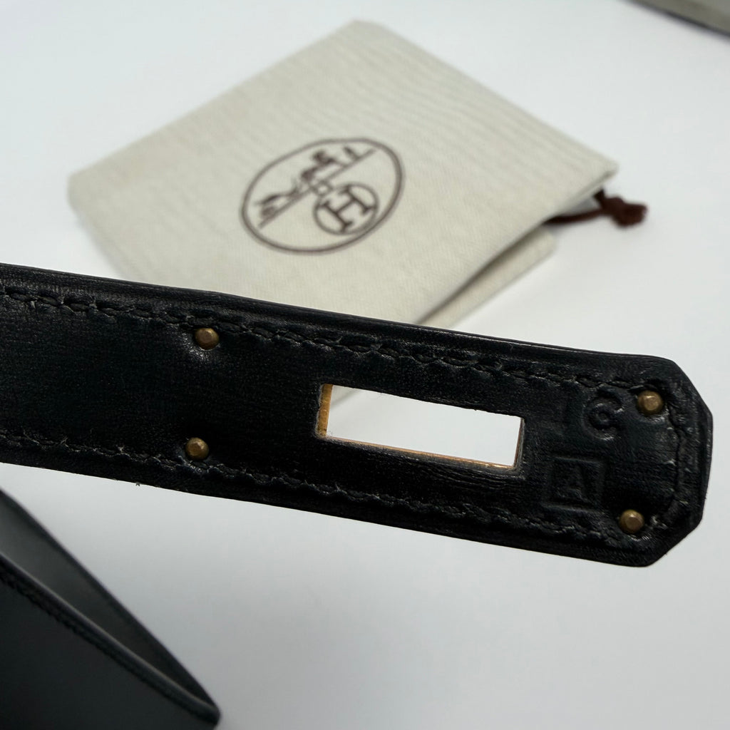 Pre-Owned Hermes Kelly Black Box Calfskin Gold Hardware A Stamp Late Year 1997 Length 32 N22216470