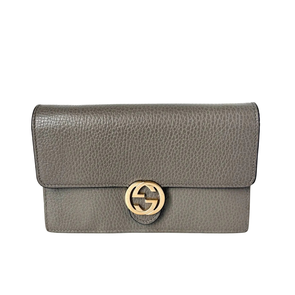 Pre-Owned Gucci Double G Logo Grained Leather Messenger Crossbody Chain Bag N22251176