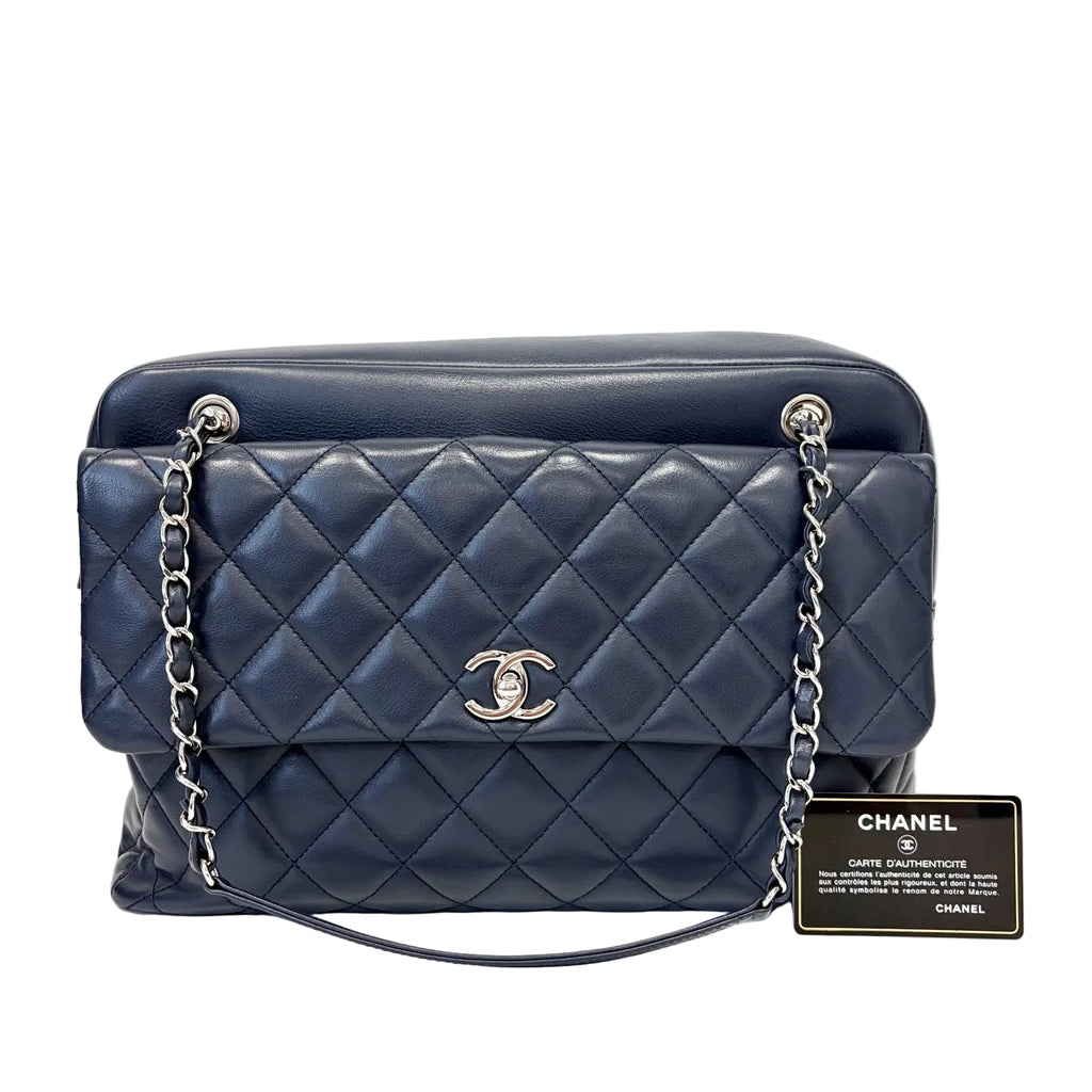 Pre-Owned Chanel Classic Quilted Flap Bag Navy Lambskin Silver Hardware 24 Series Late Year2018 Length 33 N22216544