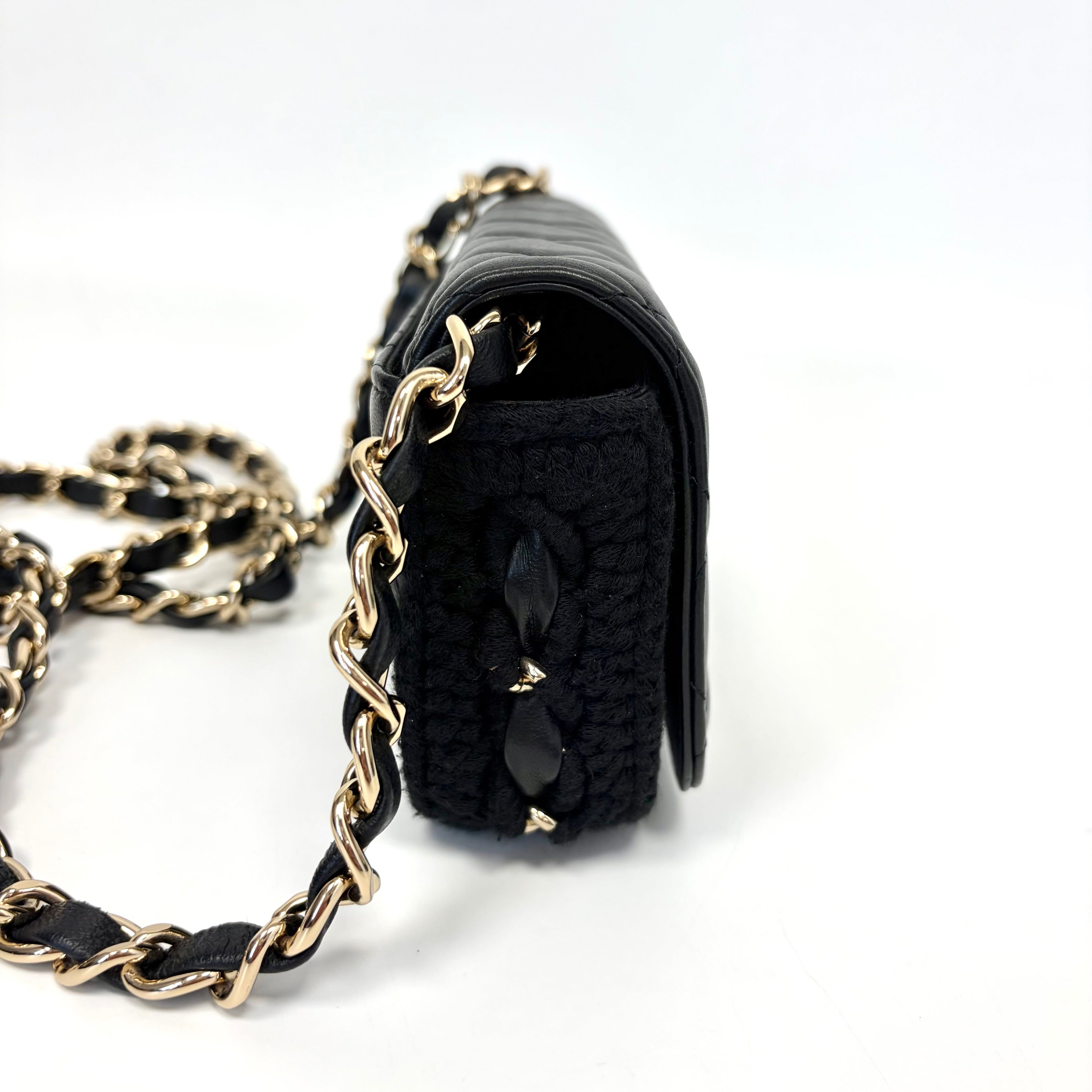 Pre-Owned Chanel Lambskin Splicing WOC Crossbody Bag Late Year2021 Length 16cm N22171901
