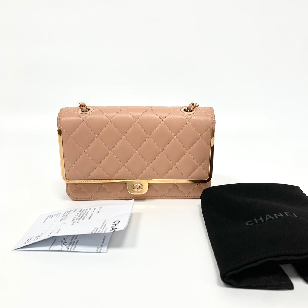 Pre-Owned Chanel Trendy CC Chain Bag Base Length 19 Chip Version N21910086