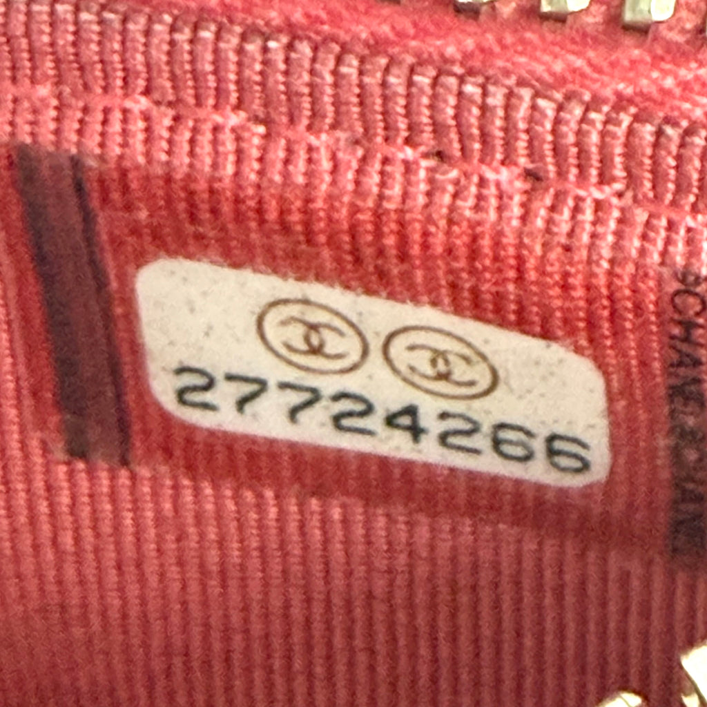 Pre-Owned Chanel Red Long Phone Bag Cowhide Leather 27 Series Year2019 N22038666