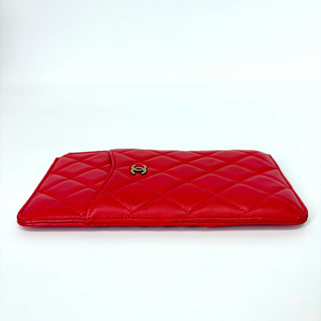 Pre-Owned Chanel Red Long Phone Bag Cowhide Leather 27 Series Year2019 N22038666