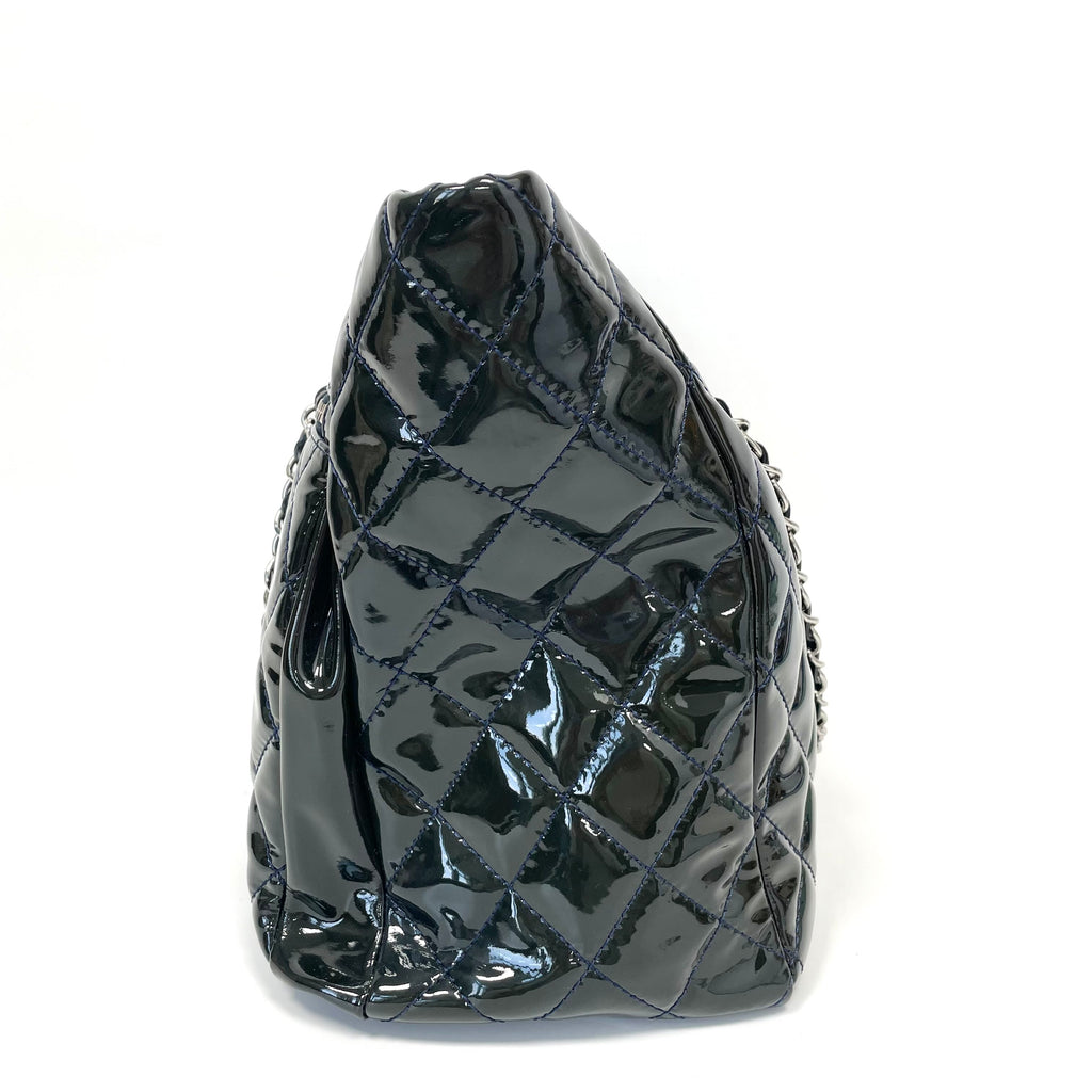 Pre-Owned Chanel Quilted Patent Leather Tote Bag 13 Series Year2011 Base Length 34 N22061185