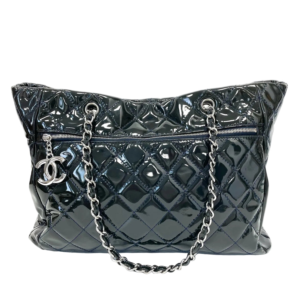 Pre-Owned Chanel Quilted Patent Leather Tote Bag 13 Series Year2011 Base Length 34 N22061185