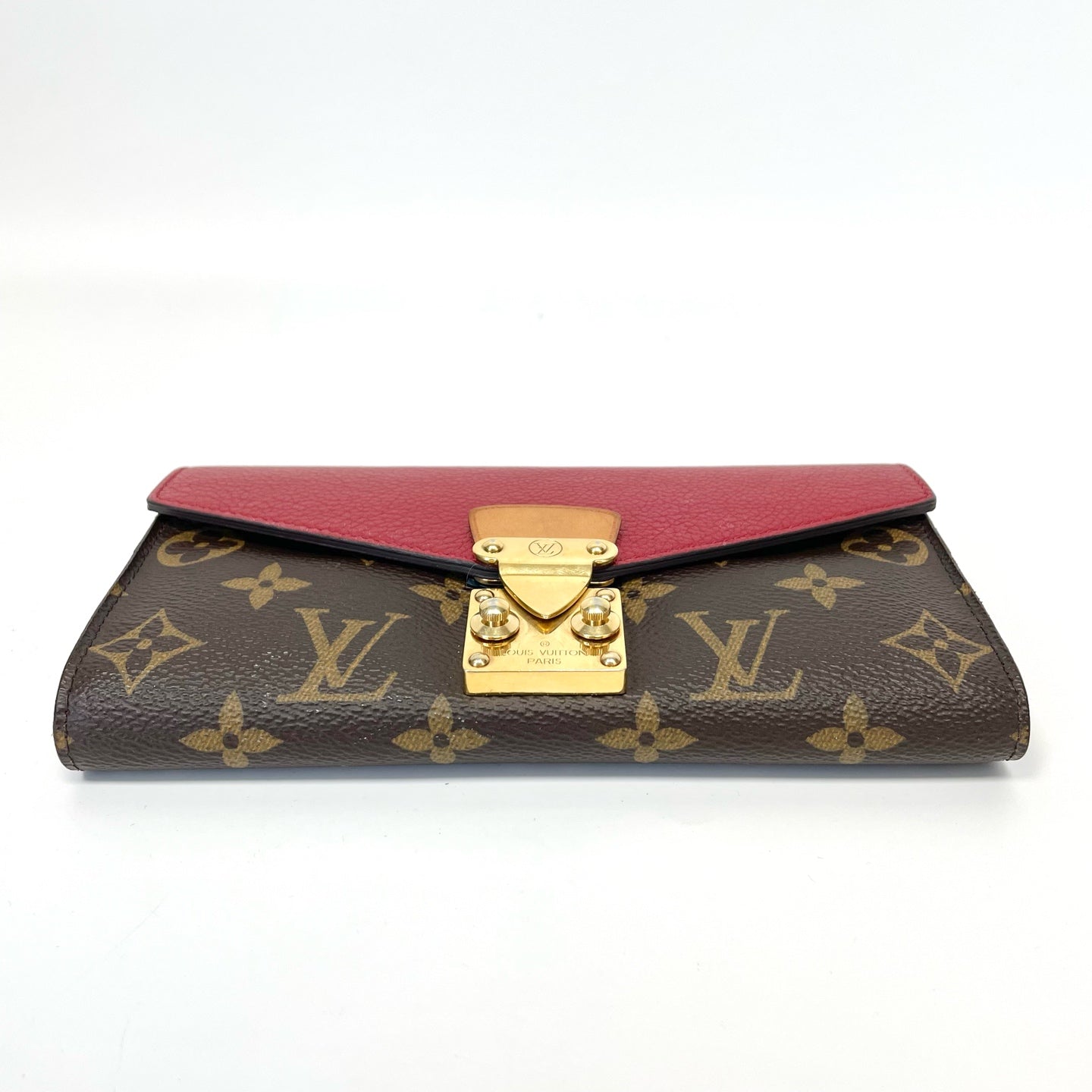 Pre-Owned Louis Vuitton Pallas Monogram Canvas Grain Cowhide Cherry Red Base Length 19 N22060554