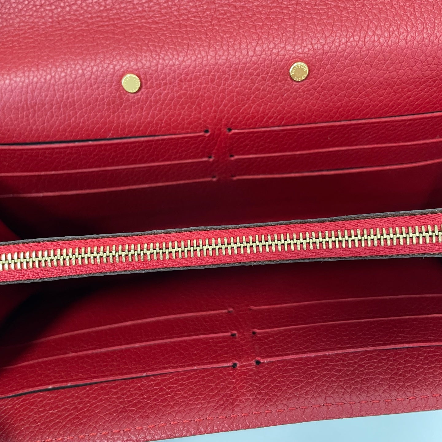 Pre-Owned Louis Vuitton Pallas Monogram Canvas Grain Cowhide Cherry Red Base Length 19 N22060554