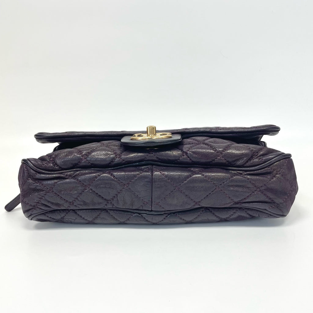 Pre-Owned Chanel Classic Quilted Chain Bag Pearlescent Purple 17 Series Year2013 Cowhide Leather Base Length 26 N22007046