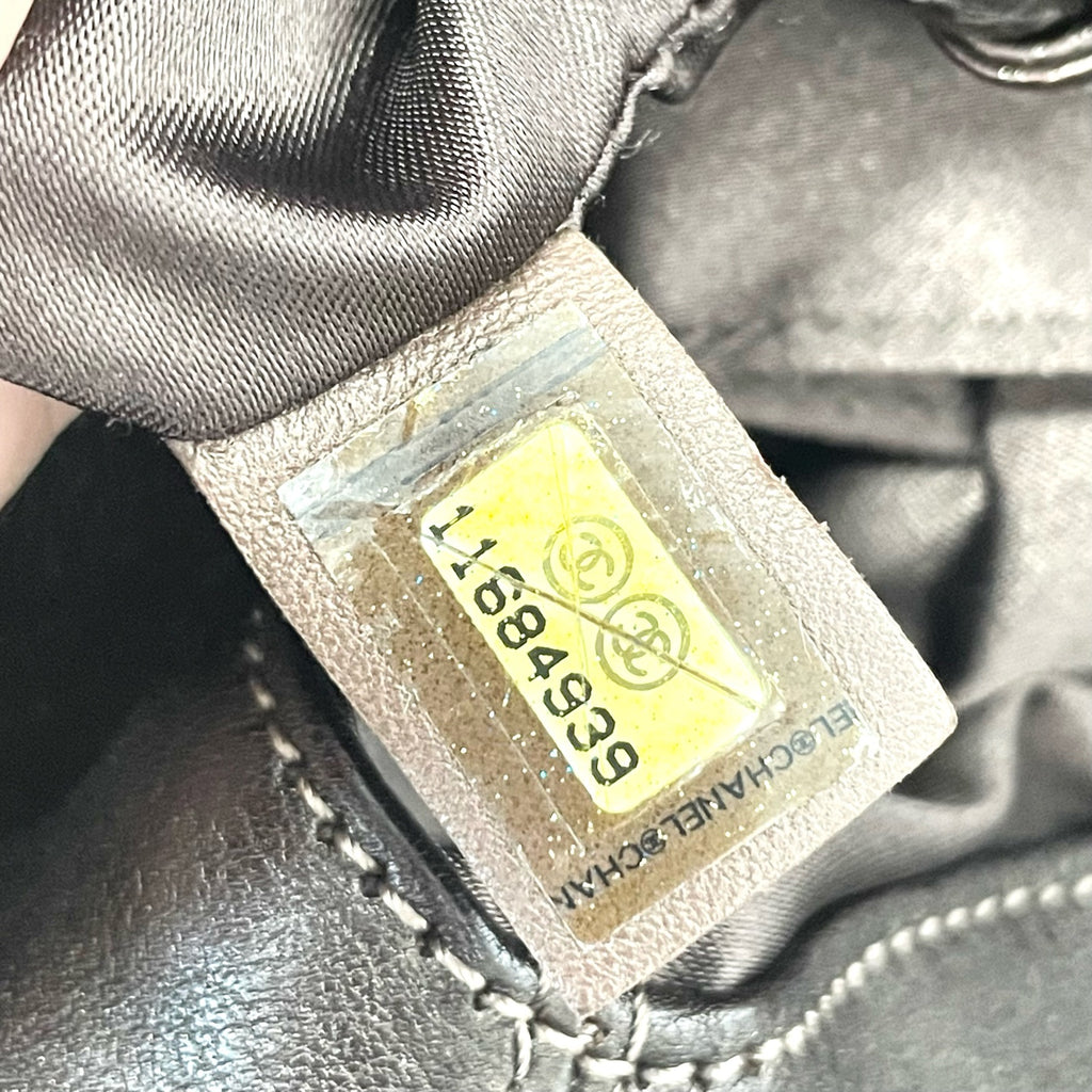 Pre-Owned Chanel Vintage Chocolate Large Tote 11 Series Year2008 N21917188