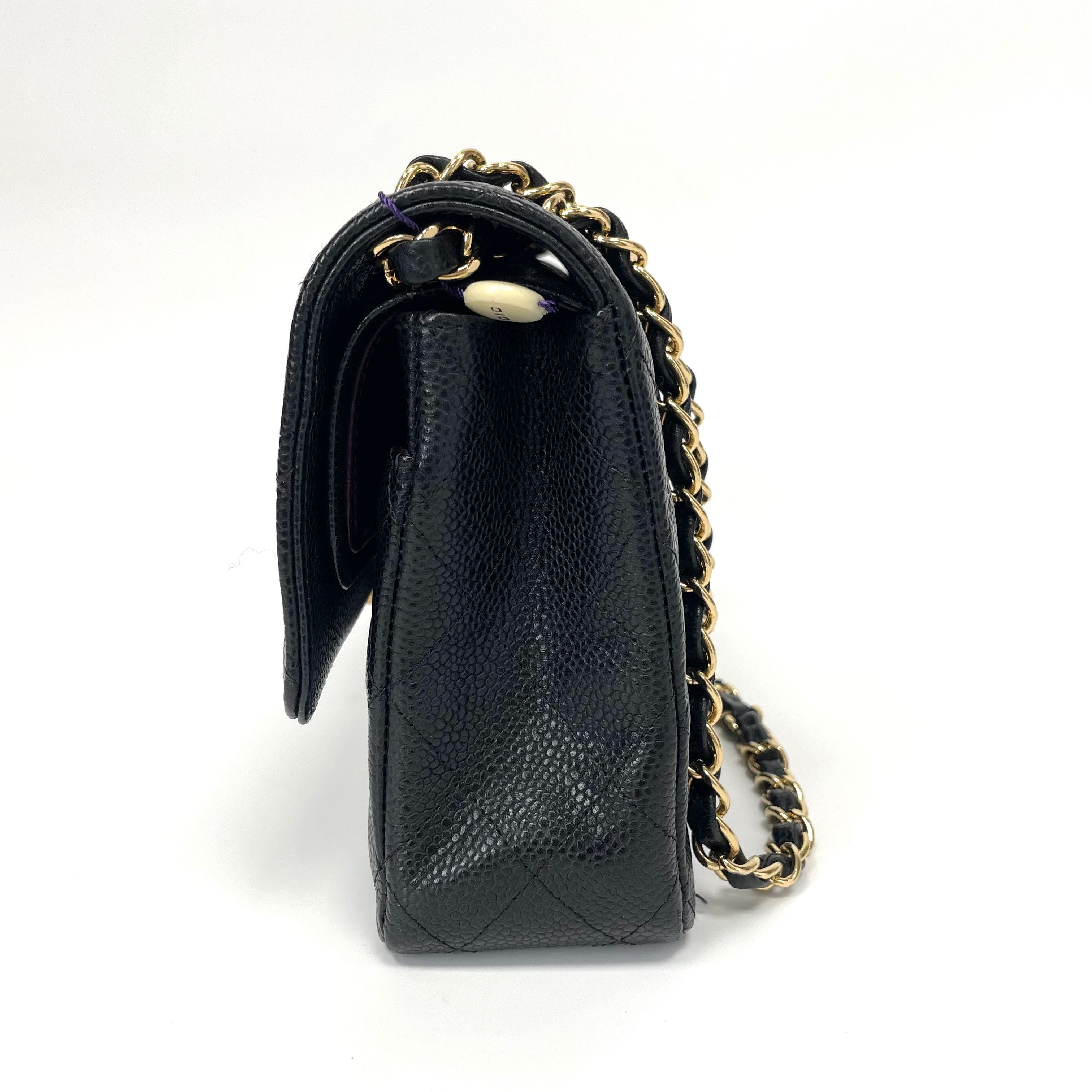 Pre-Owned Chanel Medium CF Black Gold Hardware Grained Cowhide 20 Series Year2015 N21908542