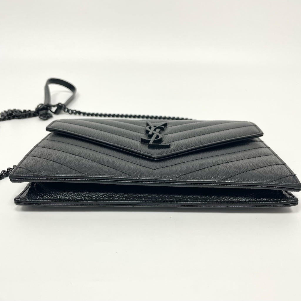 Pre-Owned YSL Chain Envelope Bag Black Base Length 19 N21978908