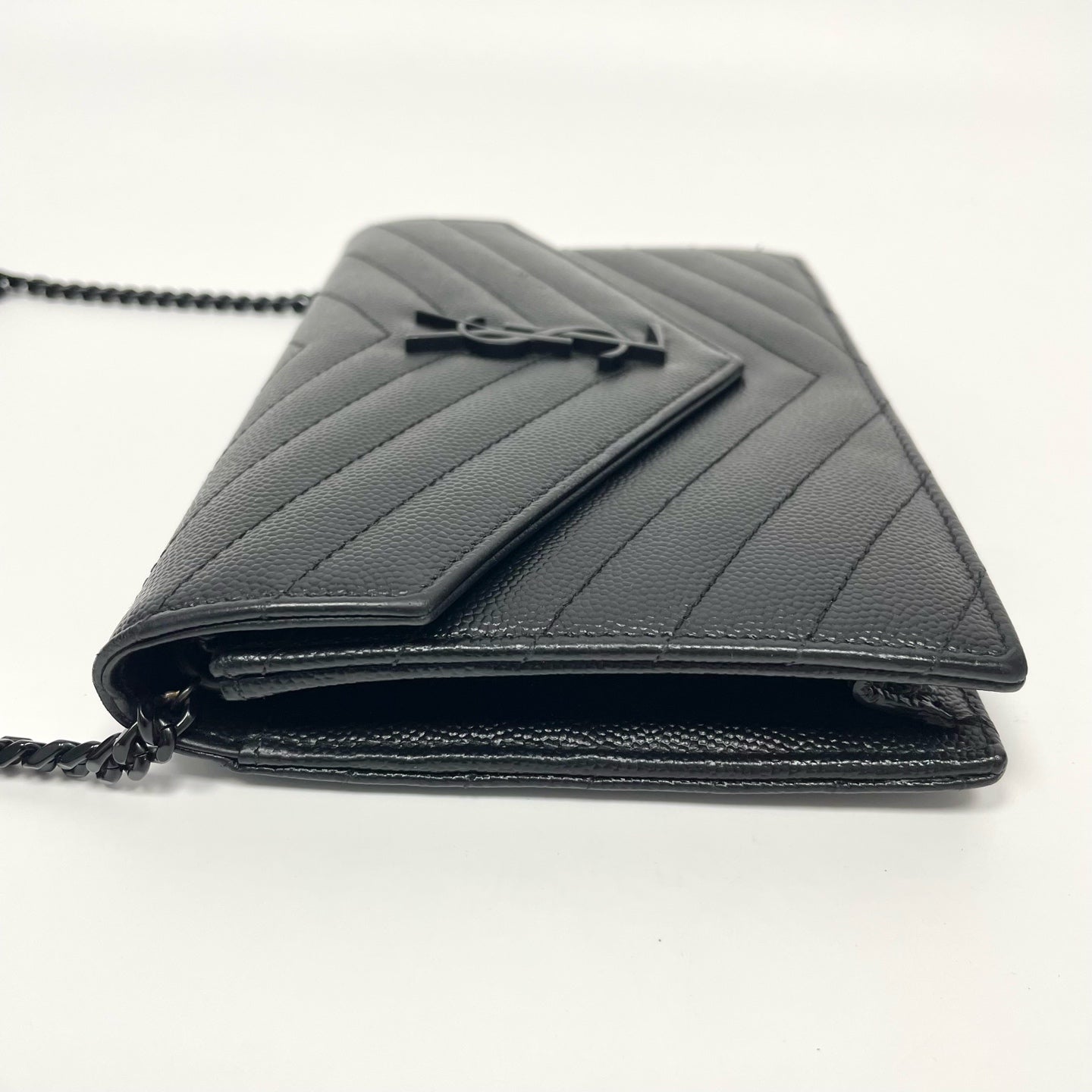 Pre-Owned YSL Chain Envelope Bag Black Base Length 19 N21978908