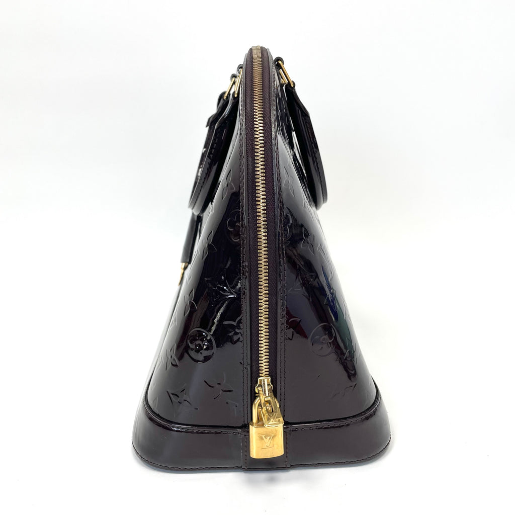 Pre-Owned Louis Vuitton Alma Monogram Vernis Deep Cherry Red Shell Bag Base Length 38 Year2010 N22419828