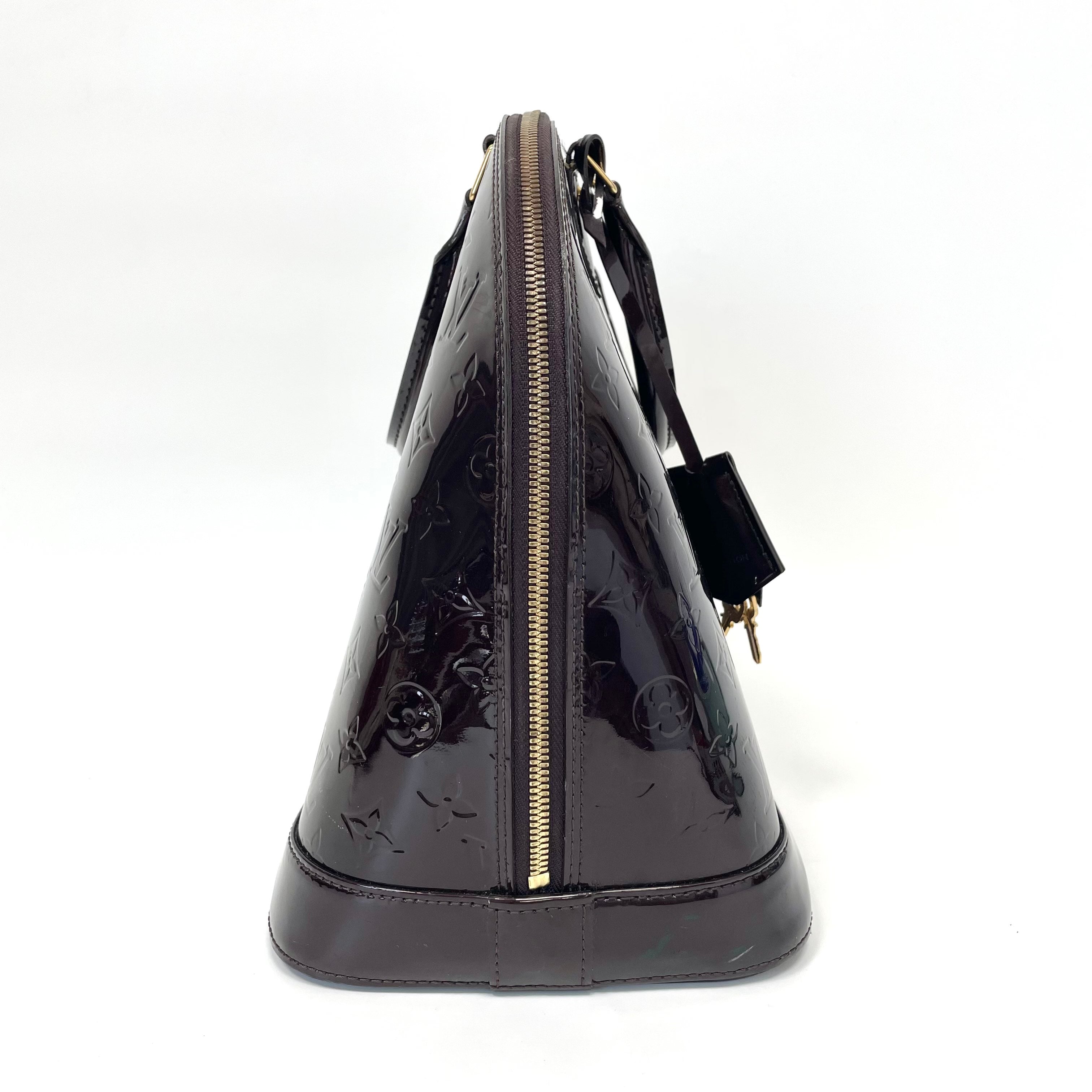 Pre-Owned Louis Vuitton Alma Monogram Vernis Deep Cherry Red Shell Bag Base Length 38 Year2010 N22419828