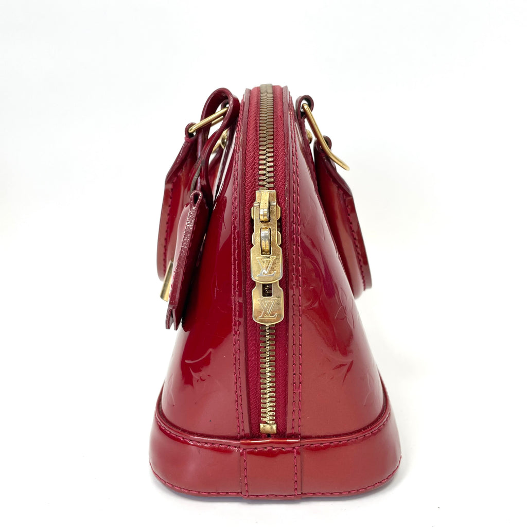 Pre-Owned Louis Vuitton Shell Bag Cherry Red Base Length 23.5 Year2013 N22419903